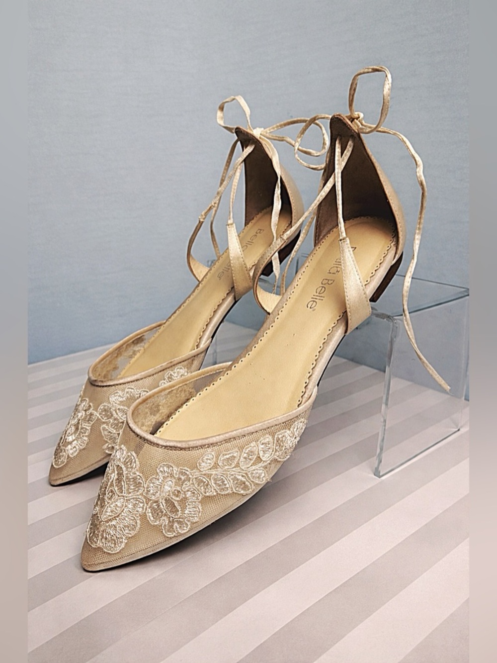 Bella Belle Alicia Ivory Lace Bridal Flats  Silk Mesh Wedding Shoes Size 8.5
